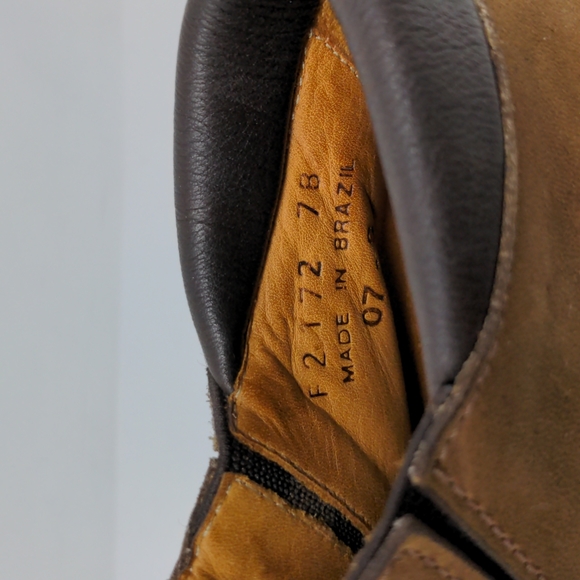 Cole Haan Leather Ankle Booties Chunky Heel Zipper Closure Brazil Brown Size 7B - Picture 5 of 14